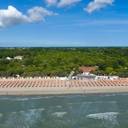 I Tre Moschettieri Camping Village Лідо-ді-Помпоза Екстер'єр фото