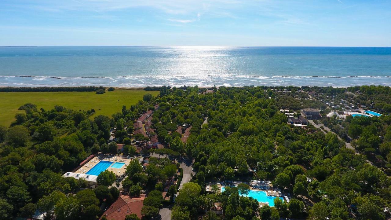 I Tre Moschettieri Camping Village Лідо-ді-Помпоза Екстер'єр фото