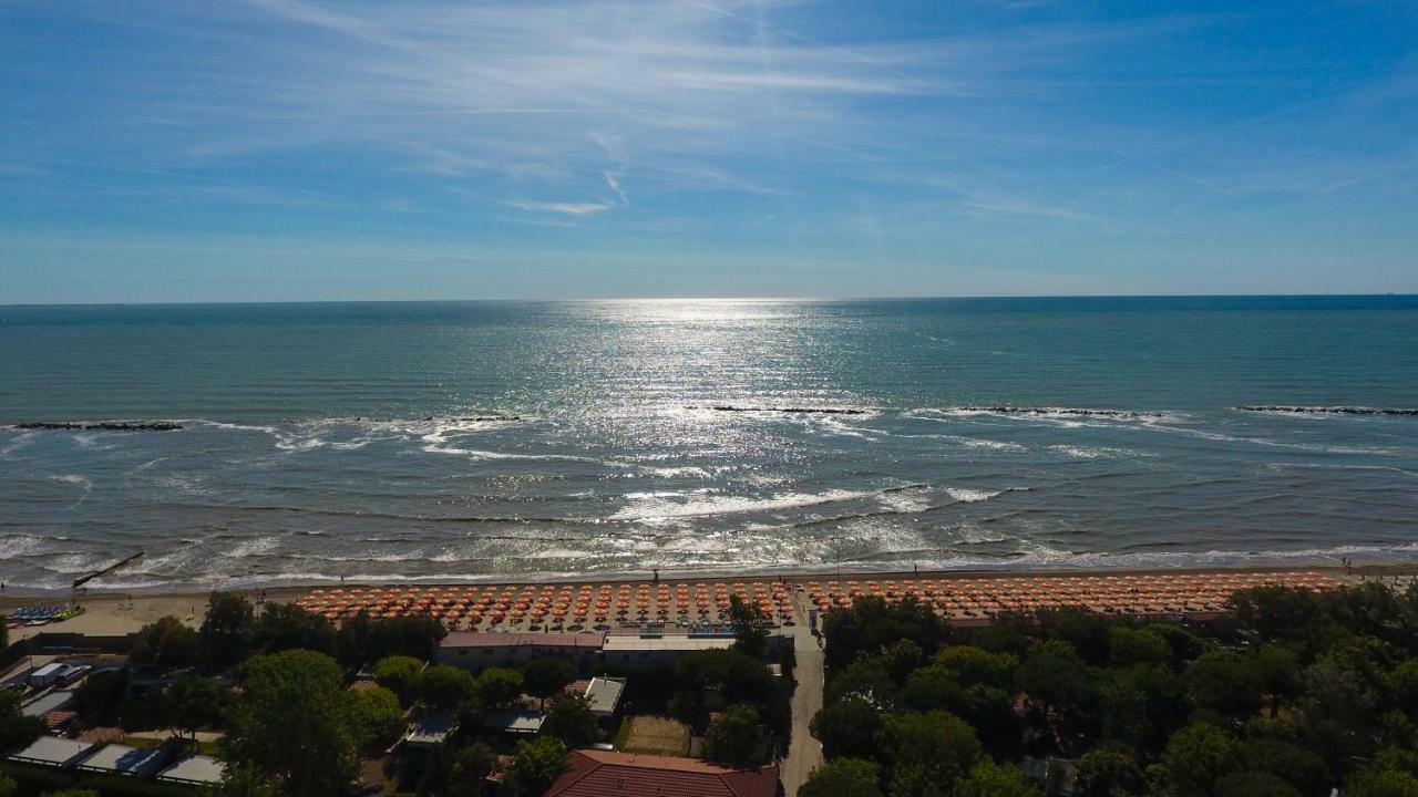 I Tre Moschettieri Camping Village Лідо-ді-Помпоза Екстер'єр фото