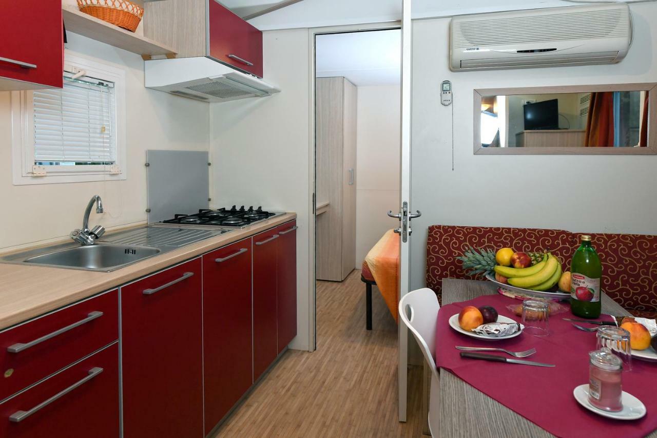 I Tre Moschettieri Camping Village Лідо-ді-Помпоза Екстер'єр фото